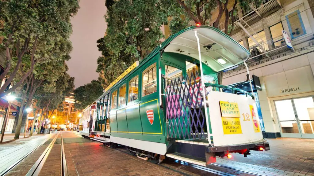 things to do in San Francisco at night for free