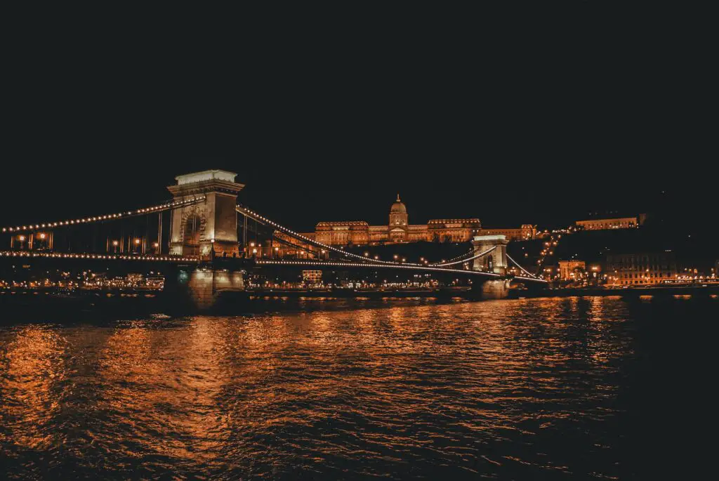 night tour Budapest