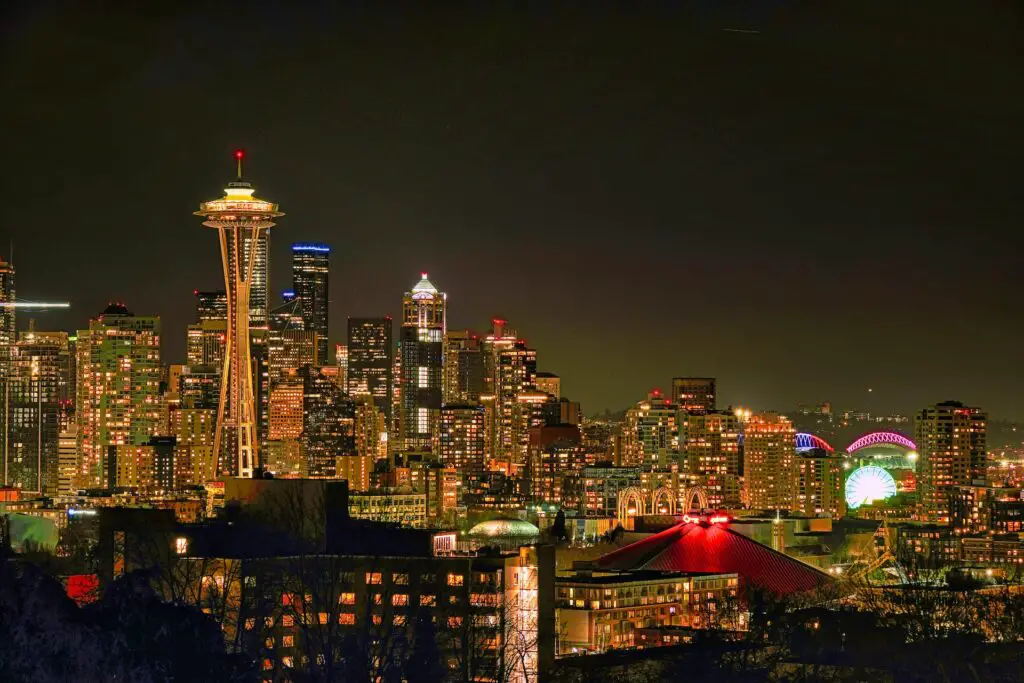 fun things to do in seattle at night