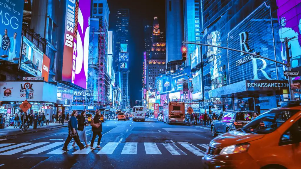 what to do in New York at night