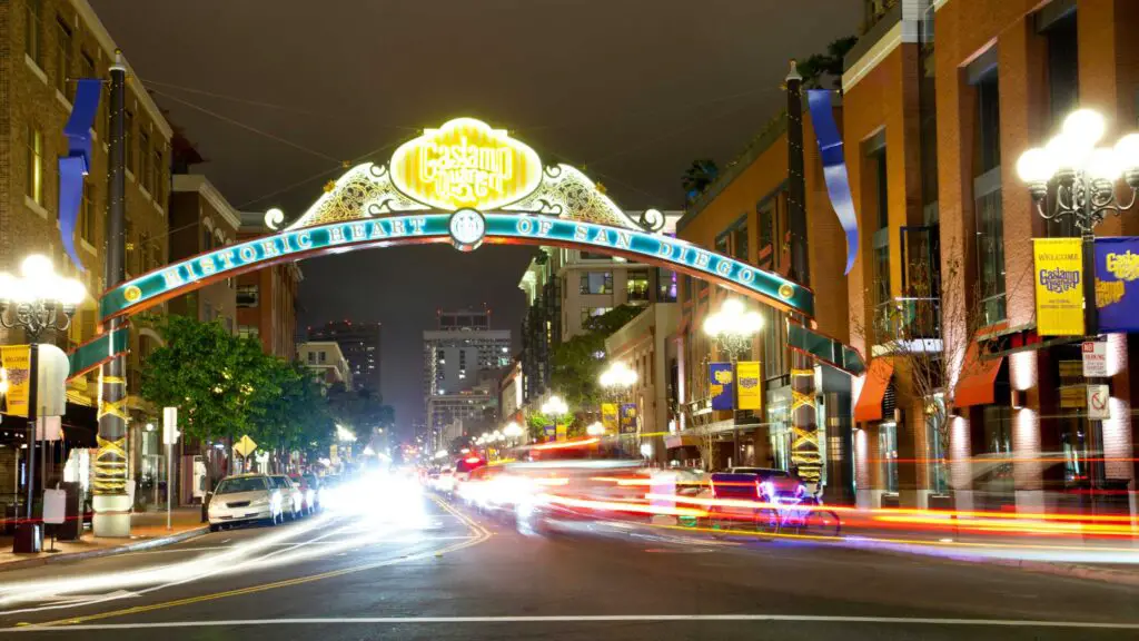 places to go at night in San Diego