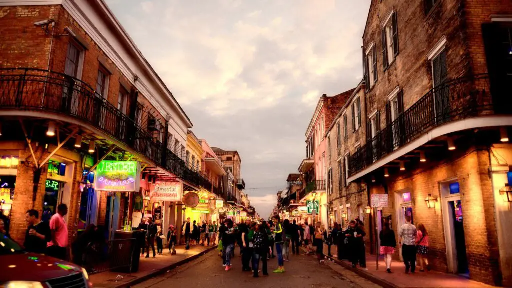 things to do at night in new orleans