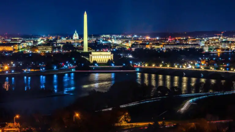 45 FUN THINGS TO DO IN WASHINGTON DC AT NIGHT