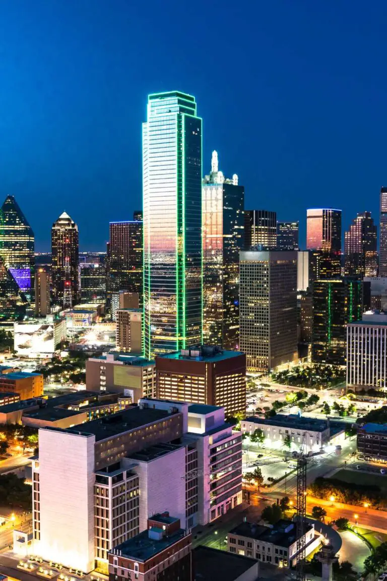 45 FUN THINGS TO DO IN DALLAS AT NIGHT