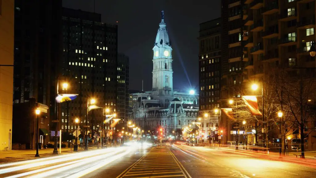 things to do in philly at night