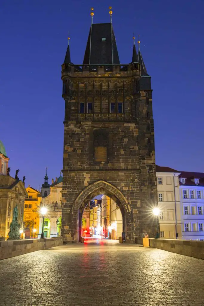 places to visit in prague at night